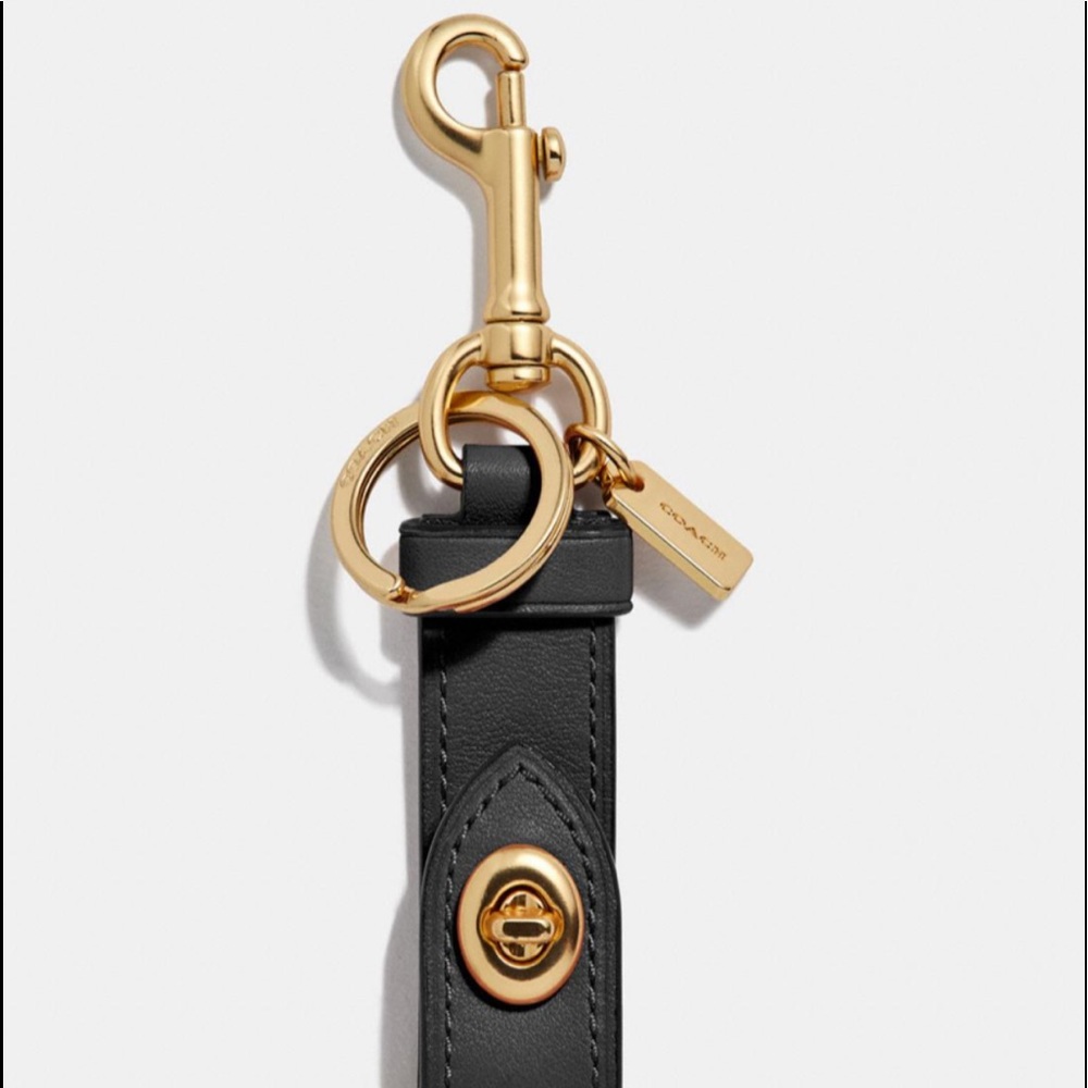 COACH KEY FOB NWT